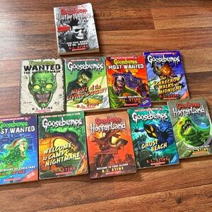 Scholastic Goosebumps Book Collection - Multicolor Covers